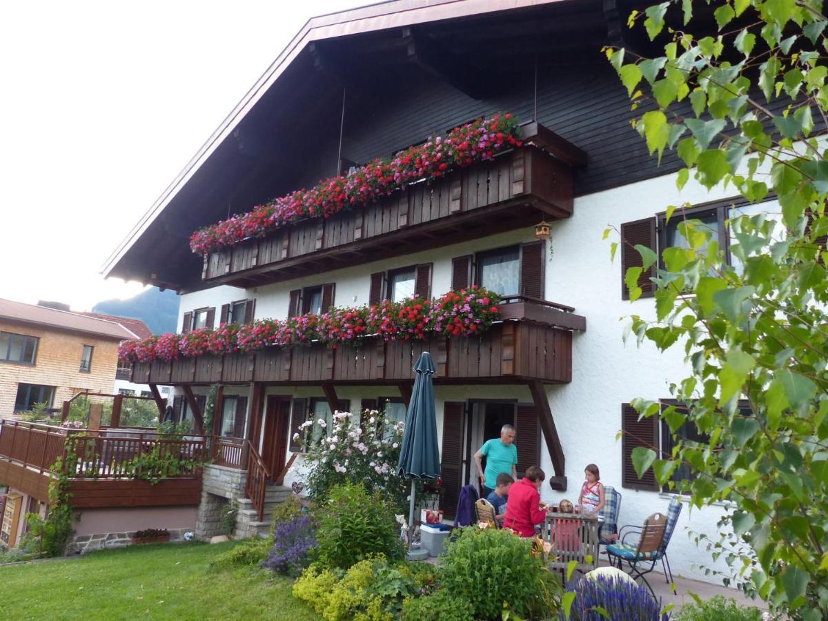 Landhaus Ücker - B&B Obermaiselstein