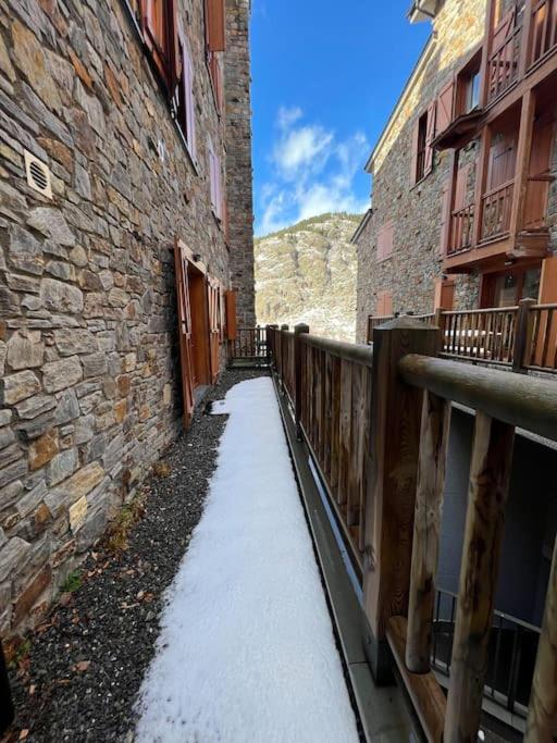 Apartamento Hasta 4 Pax con Terraza- Nº HUT 08258 - B&B