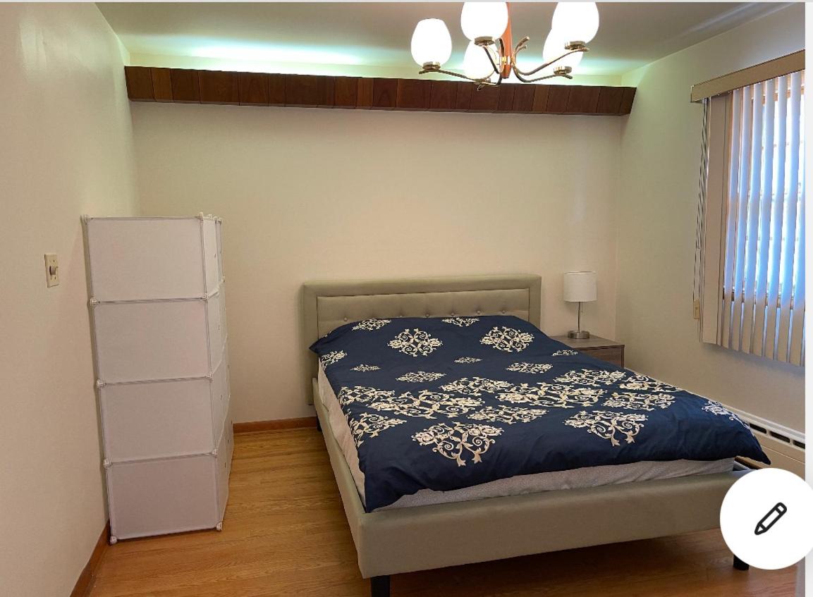 #1 Bright Private Room near New Brunswick, NJ downtown - Ferienwohnung
