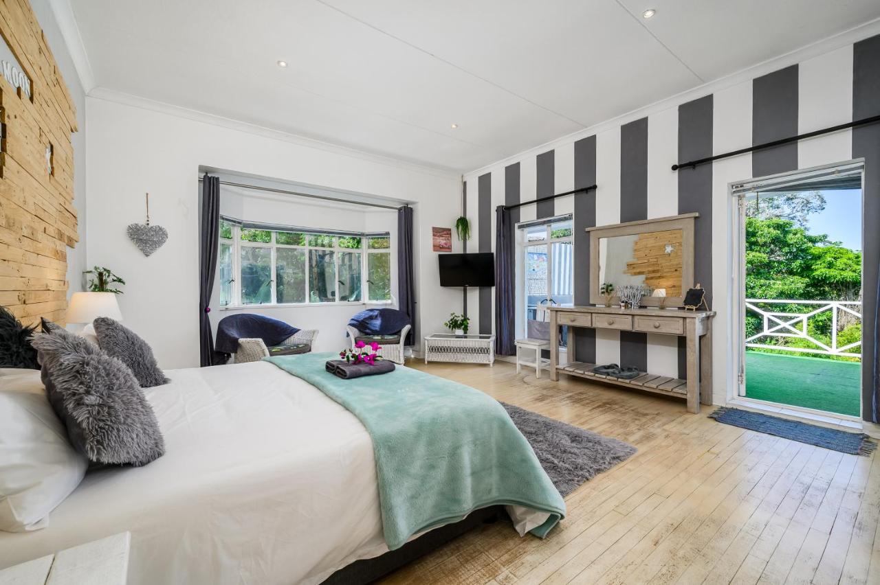 Suite mit Kingsize-Bett und Balkon