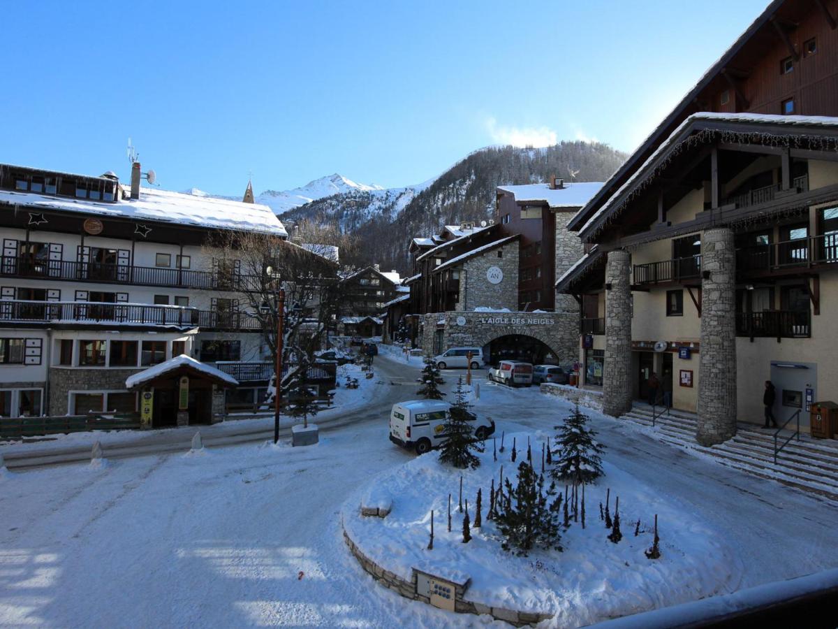 Appartement skis aux pieds avec parking et wifi à Val-d'Isère - Chambres d'hôtes Val-d'Isère