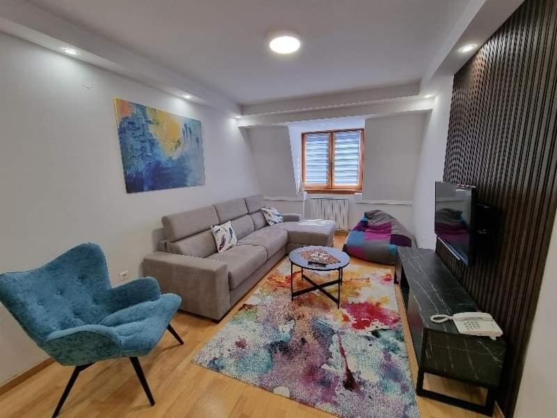 Apartman Olimpia 207-unutar kompleksa Aparthotel Vučko Jahorina, privatni apartman - B&B