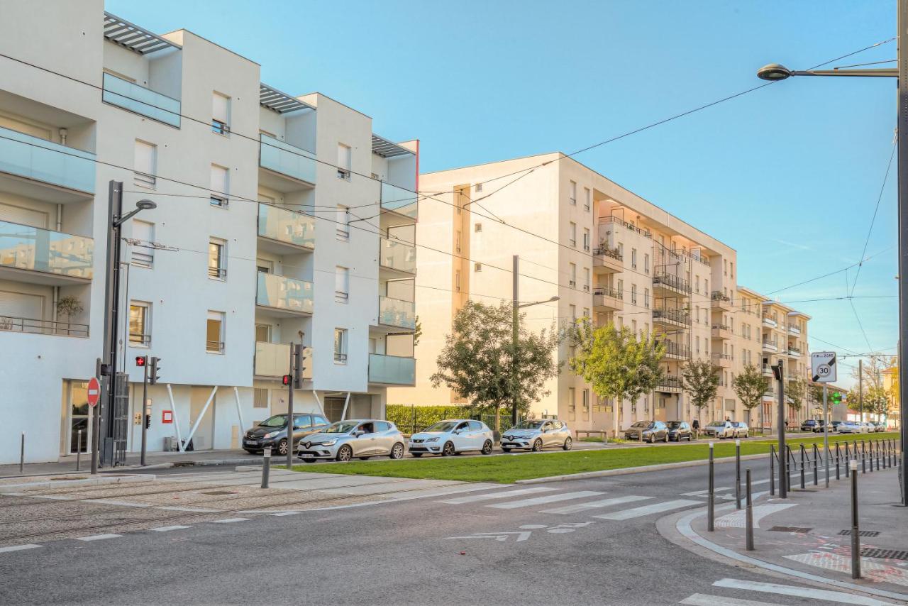 Le spacieux idéal séjour pro ou week-end famille - Chambres d’hôtes Vénissieux
