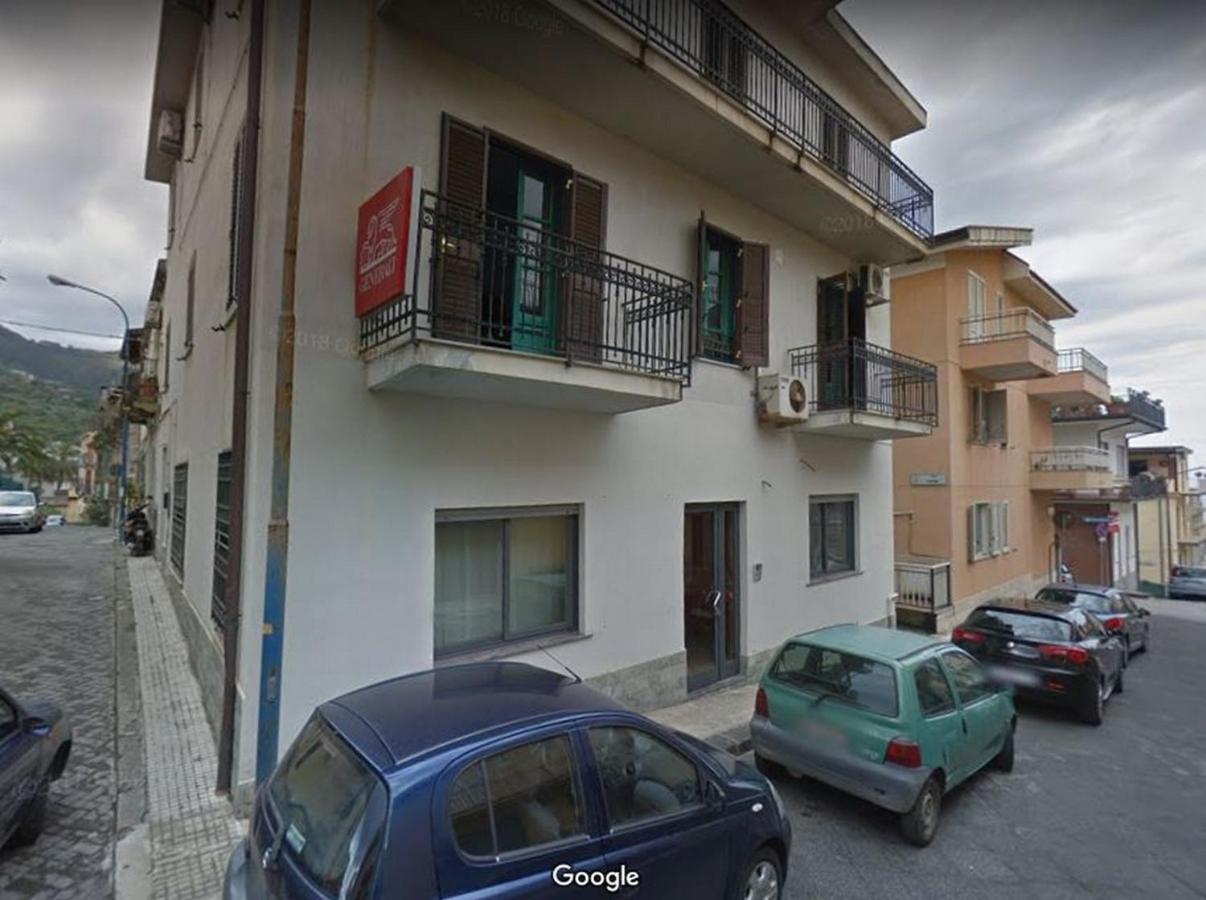 Casa vacanza Gioiosa Sea - B&B