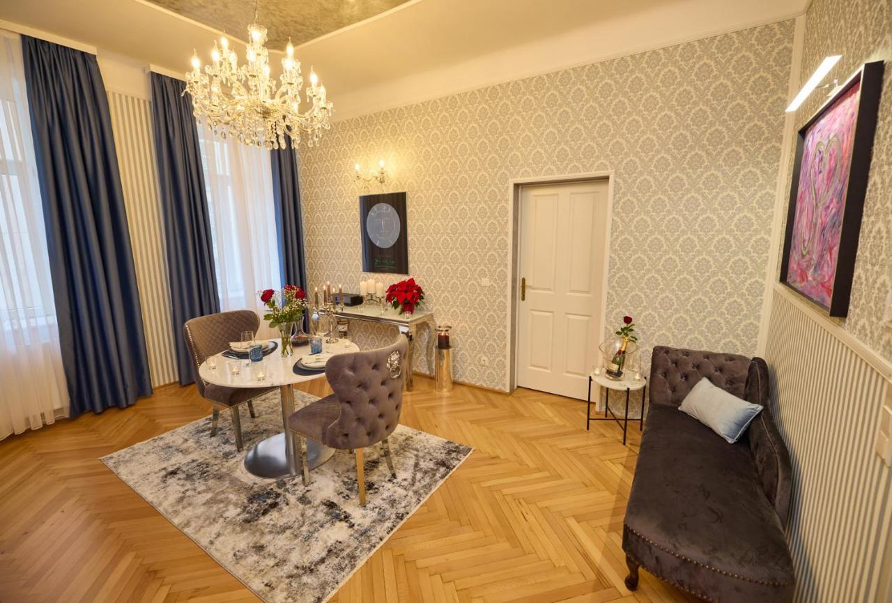 B&B Wenen - Sophies Place Augarten - Imperial Lifestyle City Apartments Vienna Parking - Bed and Breakfast Wenen