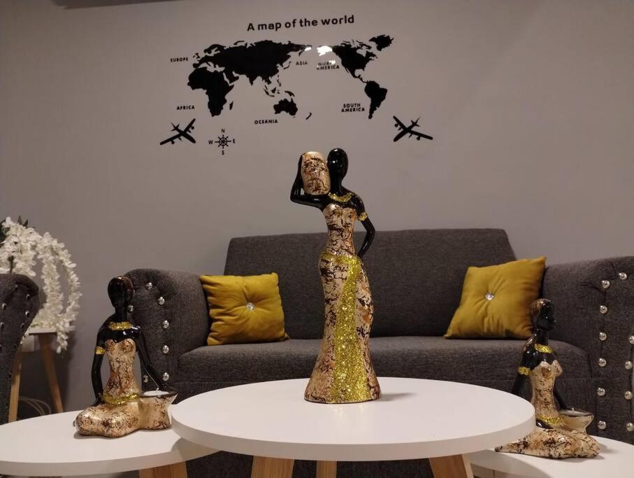 Estrena casa a minutos del aeropuerto - B&B Monterrey