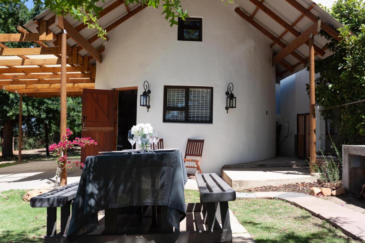 Rooikraal Farm Rondawel - B&B Prince Alfred Hamlet