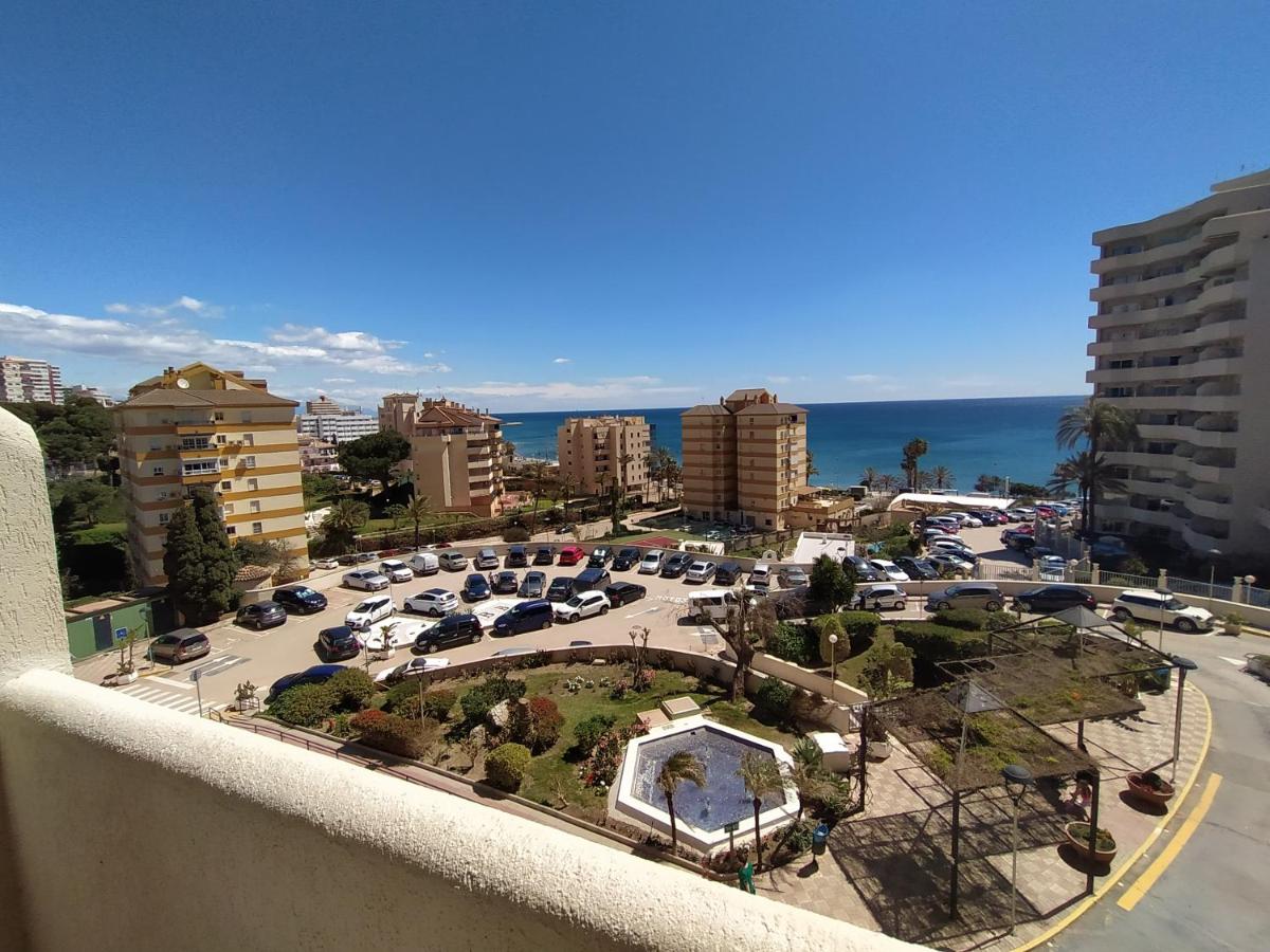 "VIVE BENAL BEACH" estudio 2501, vistas al mar y parque acuático - Chambres d'hôtes Benalmádena