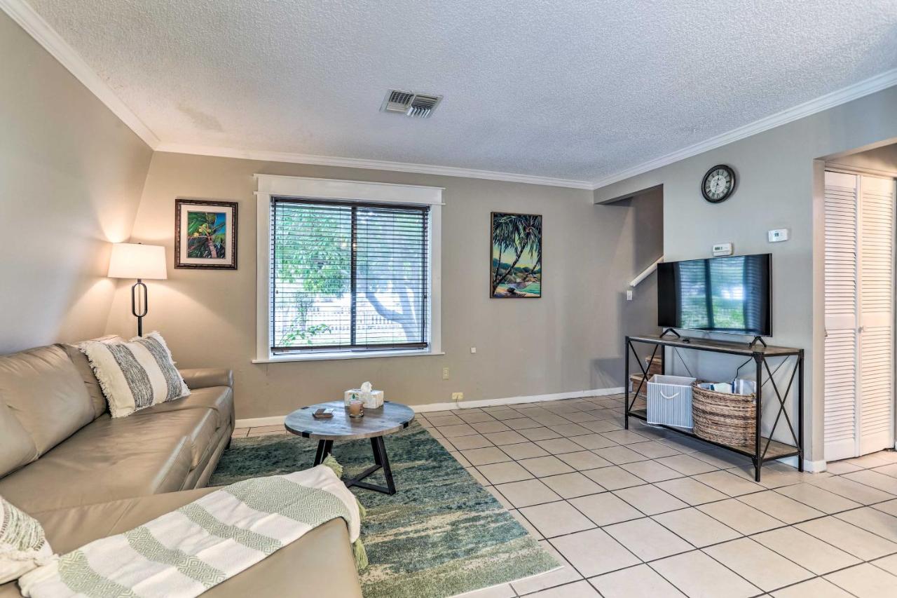 Seminole Townhome Easy Access to Beaches! - B&B Seminole