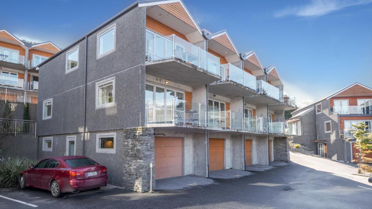 Alpine Serenity with Stunning lake and mountain views - Ferienwohnung Queenstown