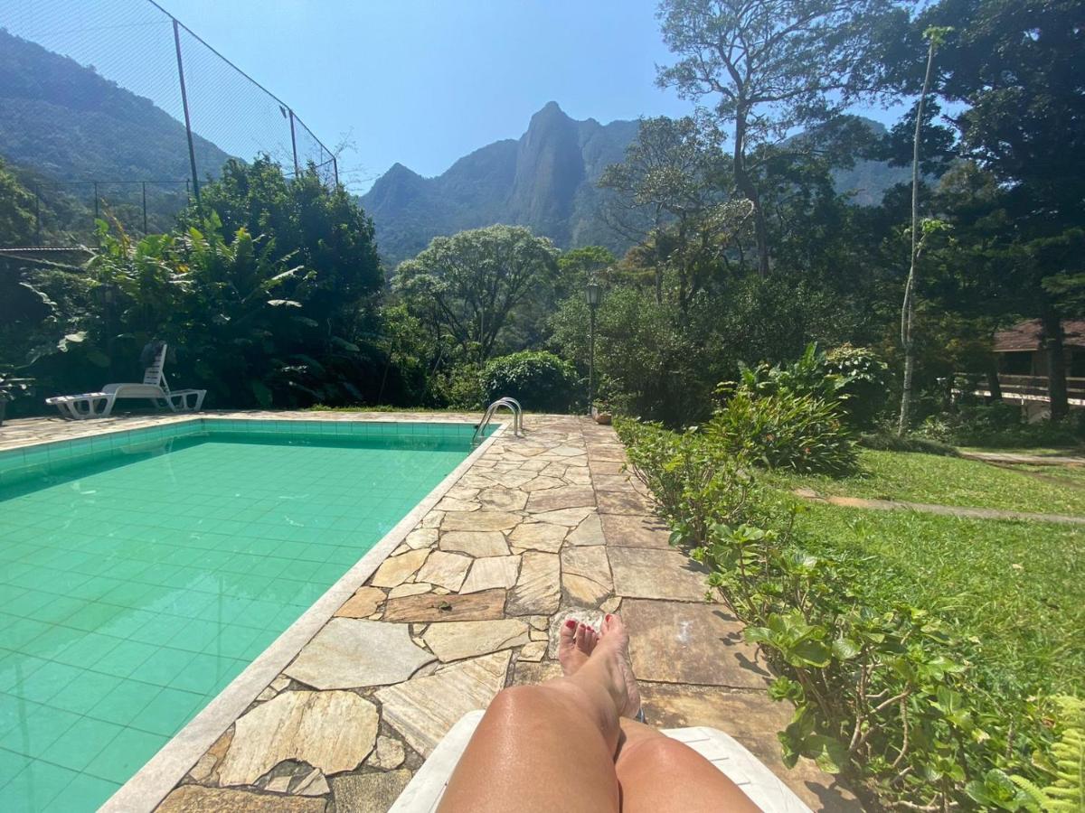 Sítio com piscina e churrasqueira - B&B