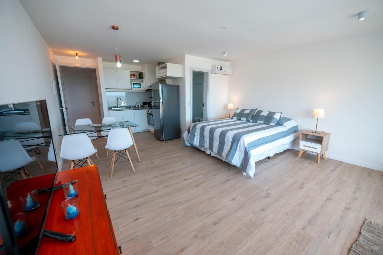 Studio Apartment with Sea View