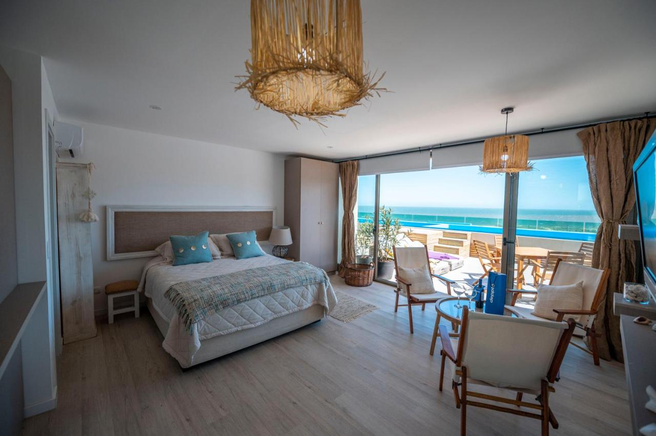 Studio Apartment with Sea View