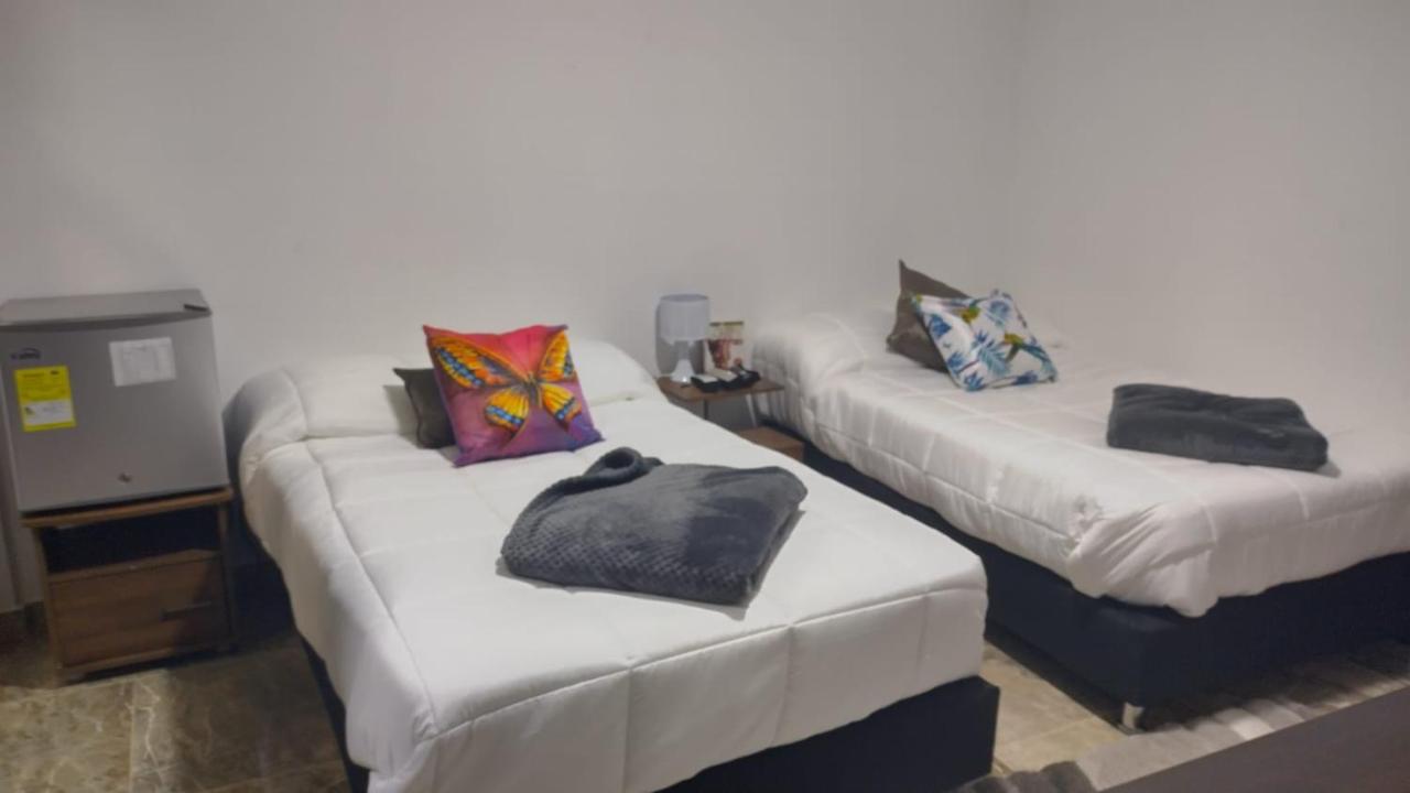 Tweepersoonskamer met 2 Tweepersoonsbedden