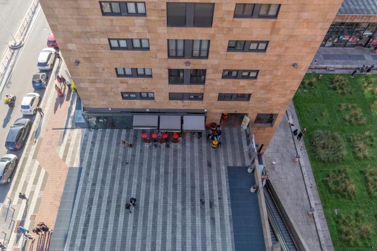 Splendida terrazza su Arcimboldi - Milano Bicocca - B&B Milán