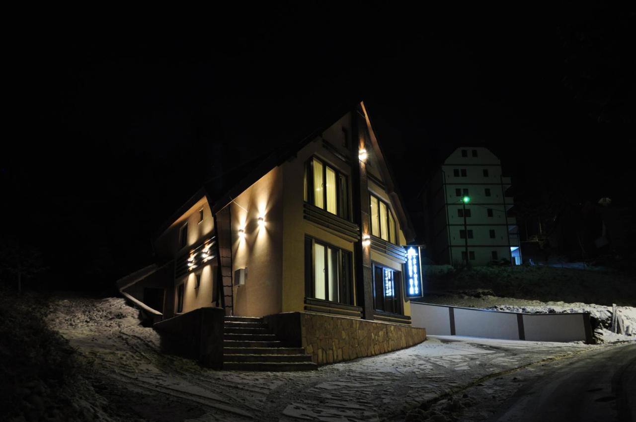 B&B Kopaonik - Garnet Star Apartments, Kopaonik, apartman br.3. - Bed and Breakfast Kopaonik