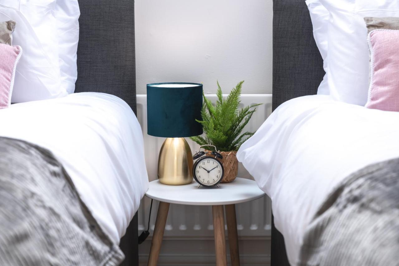 Chichester retreat house with free parking - Ferienwohnung
