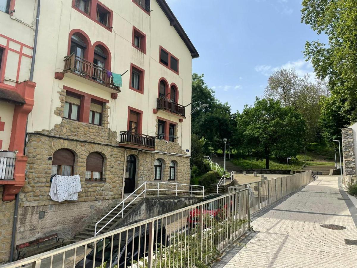 APARTAMENTO AMPLIO en DONOSTIA-SAN SEBASTIAN - B&B