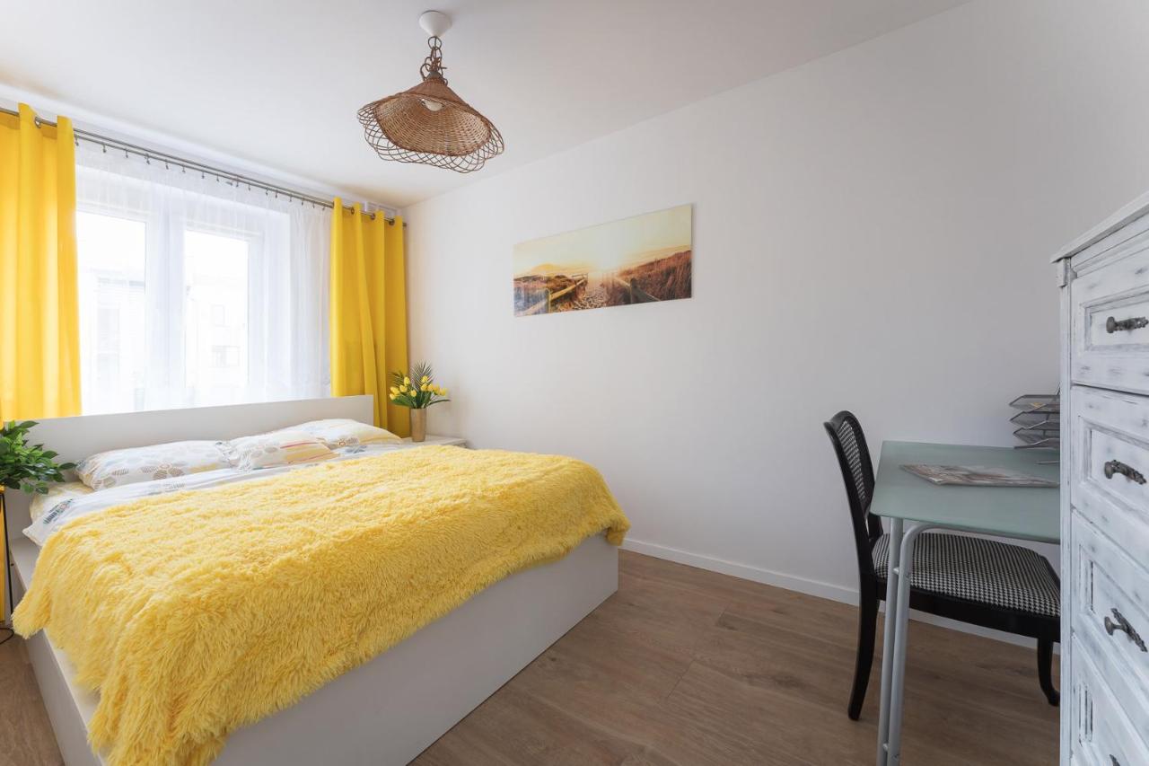 B&B Gdansk - Apartment Olivia Business Centre Gdańsk by Renters - Bed and Breakfast Gdansk