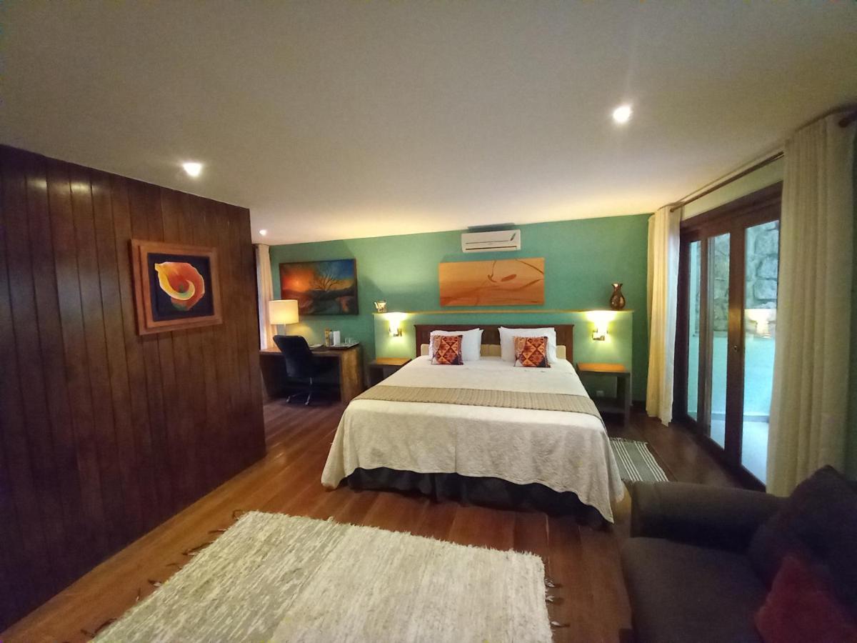 King Room with Sofa Bed