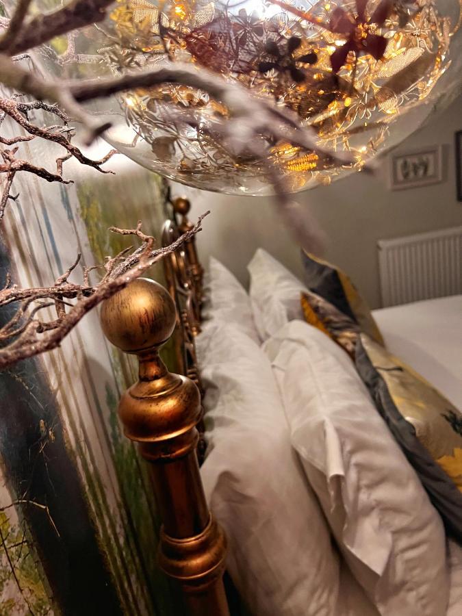 Luxury tree-house with optional ESPA Spa - B&B Canterbury