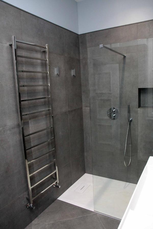 Camera Matrimoniale Deluxe con Doccia