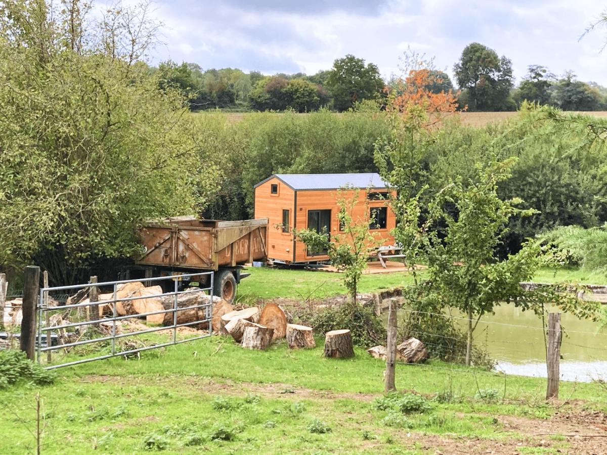 Joy Tiny House - B&B Saint-Germain-le-Vieux