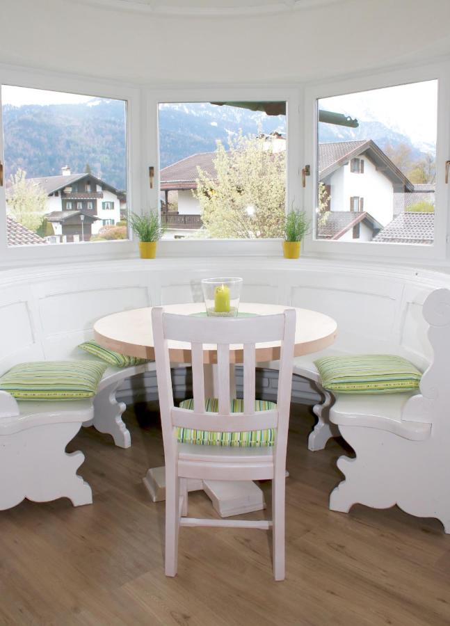 B&B Garmisch-Partenkirchen - Ferienwohnung Zugspitze - Bed and Breakfast Garmisch-Partenkirchen