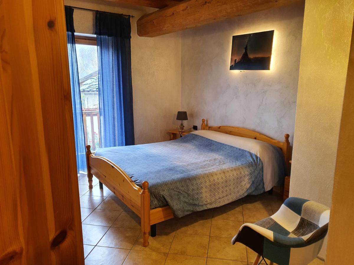 Doppelzimmer mit Balkon