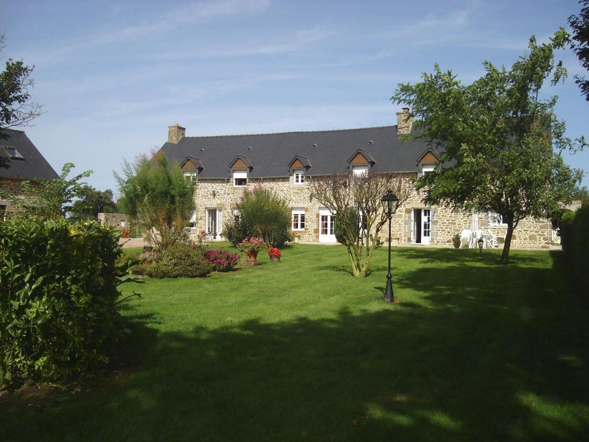 B&B Baguer-Morvan - Chambres d'Hotes Les Sageais - Bed and Breakfast Baguer-Morvan