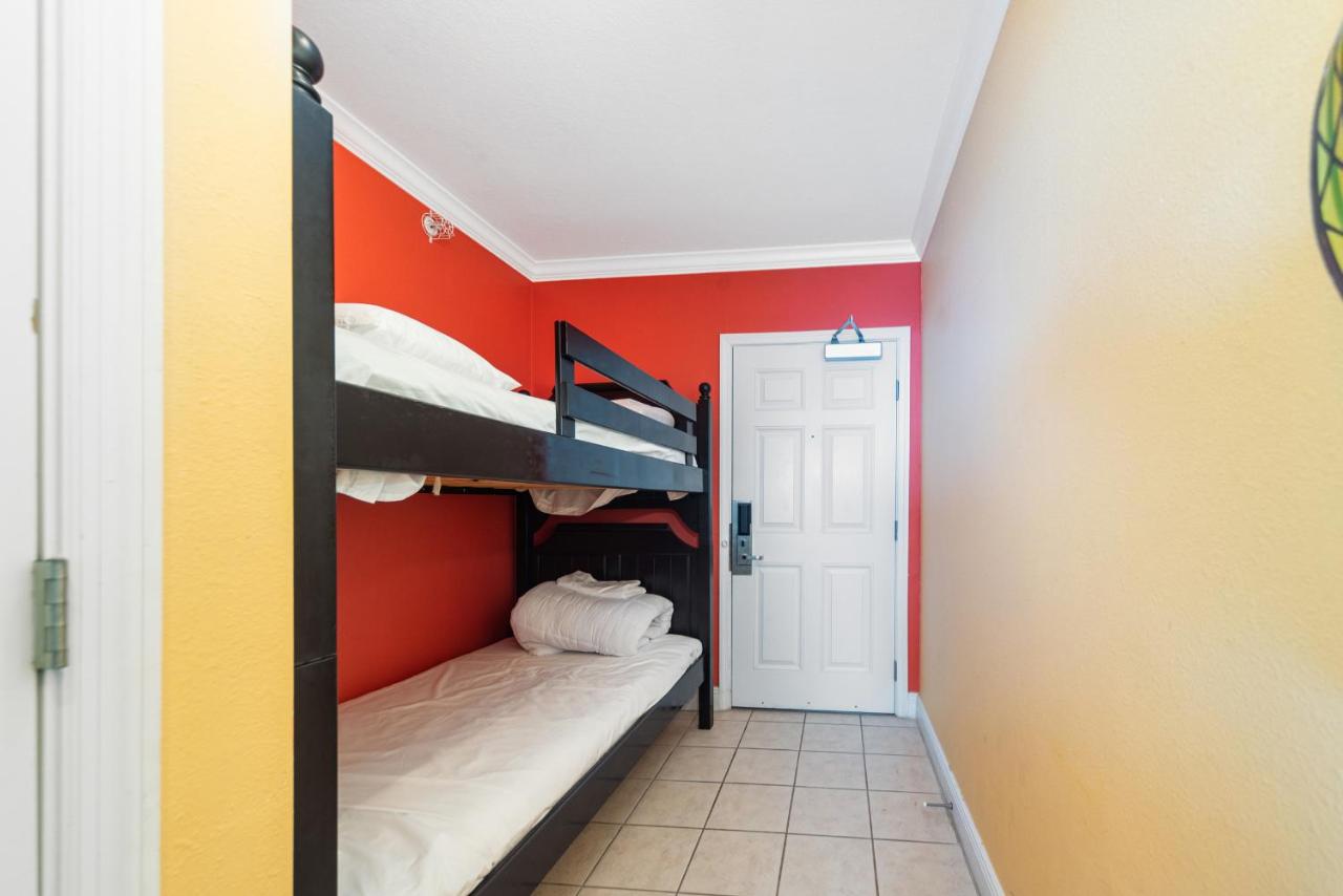 Emerald Beach #1825 - B&B Panama City Beach