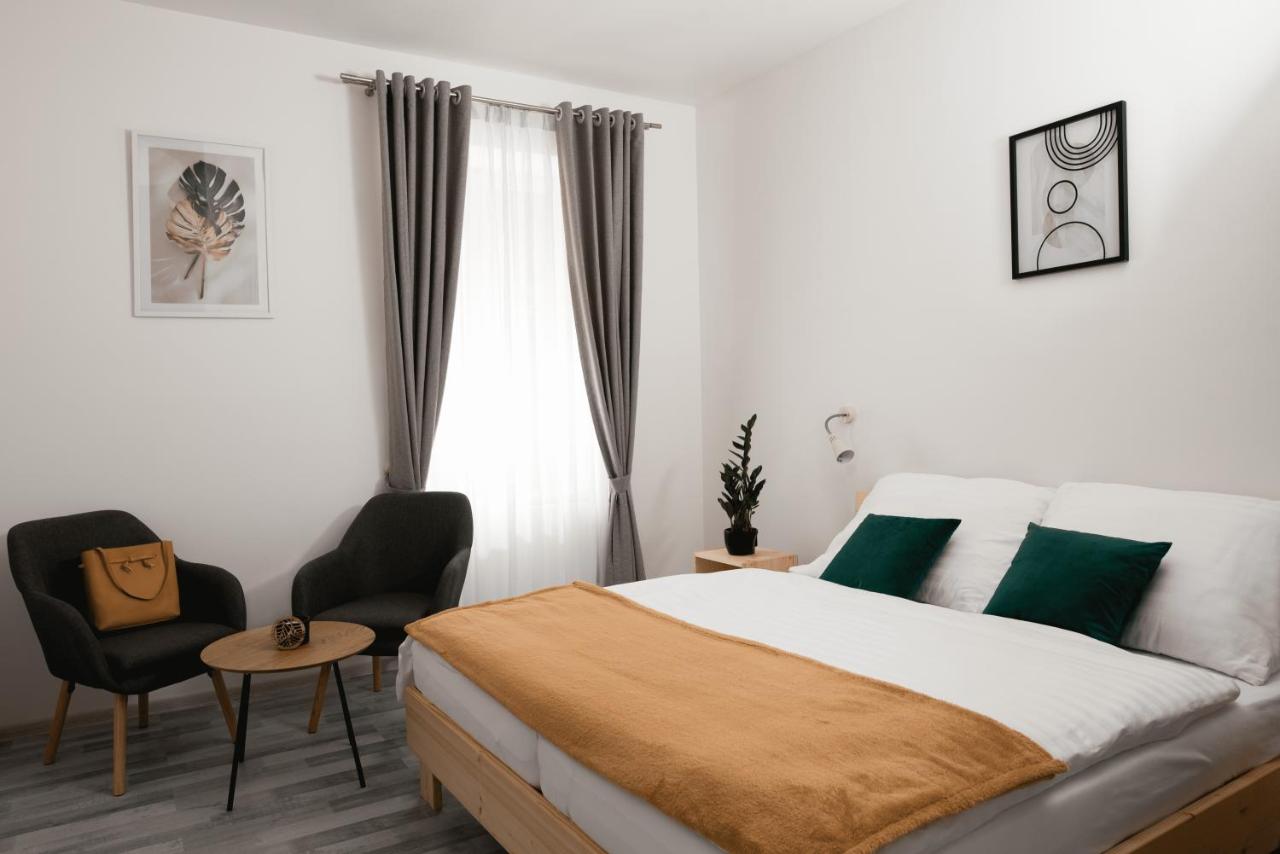 Doppelzimmer mit eigenem Bad
