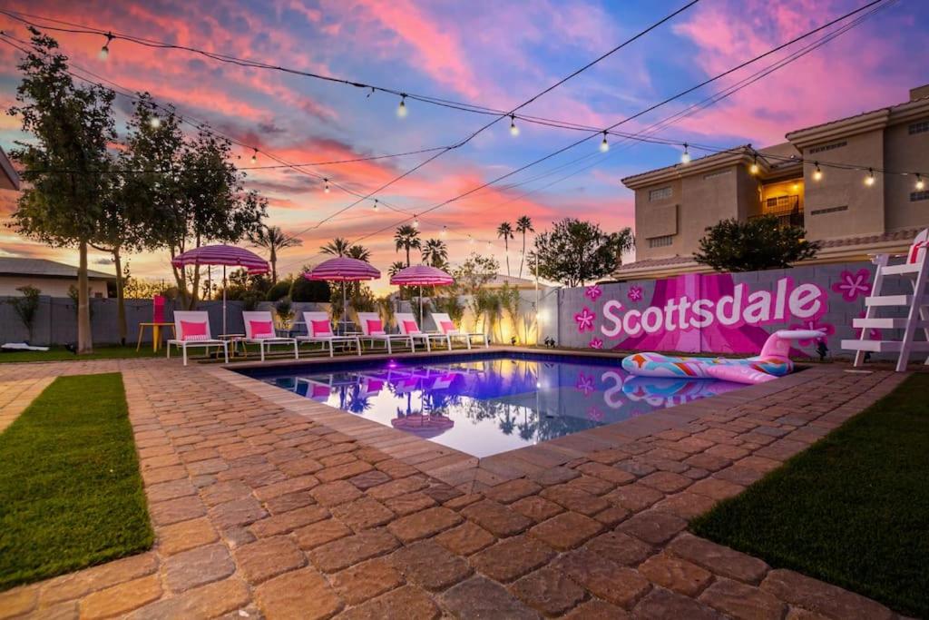 B&B Scottsdale - Scottsdoll Dreamhouse Walk to Old Town NEW - Bed and Breakfast Scottsdale