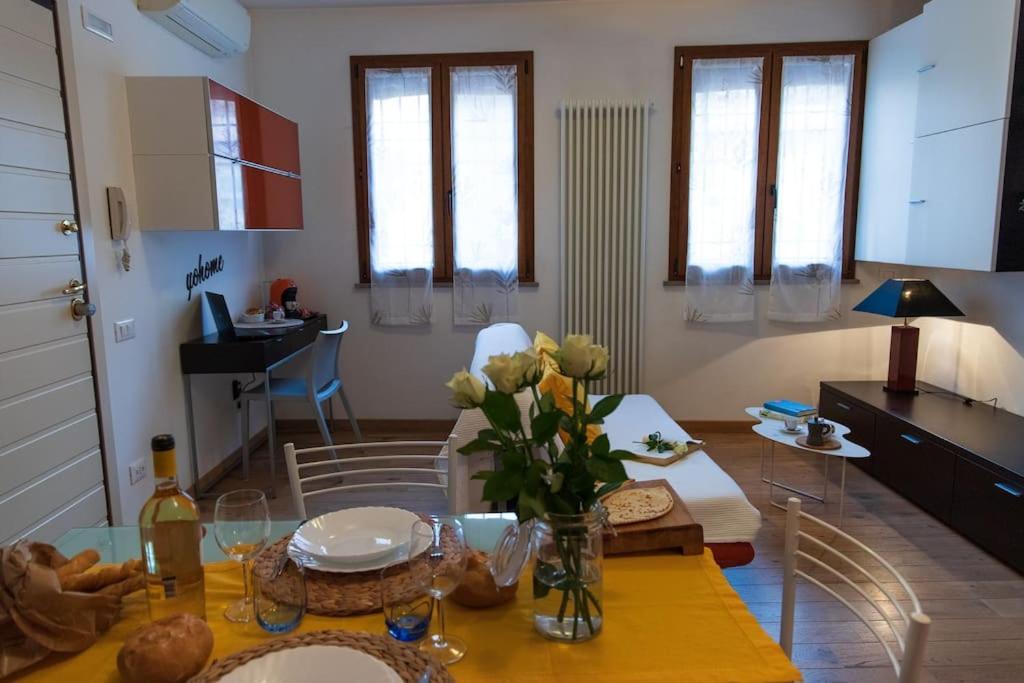 B&B Cattolica - Pascoli Home a Cattolica Centro Mare by Yohome - Bed and Breakfast Cattolica