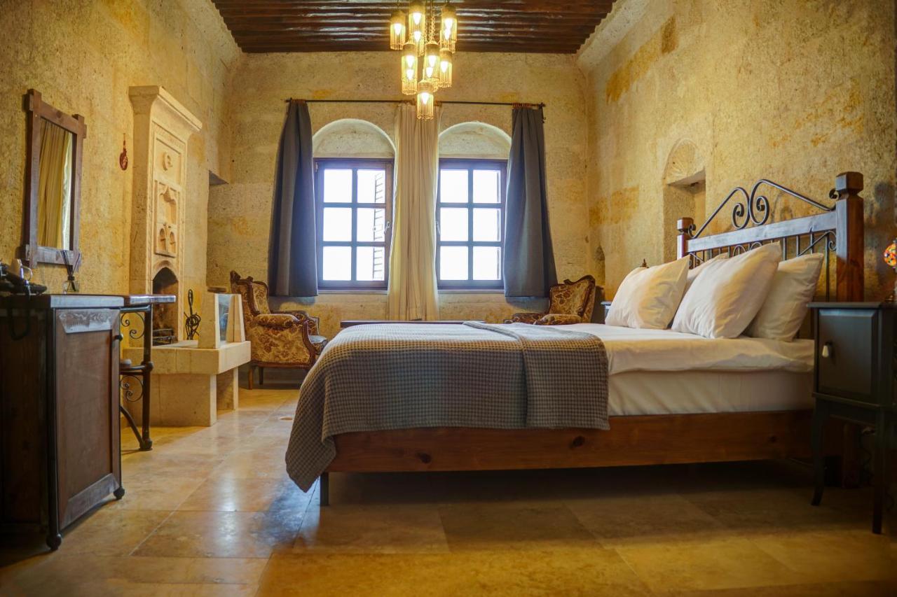 King Suite with Spa Bath