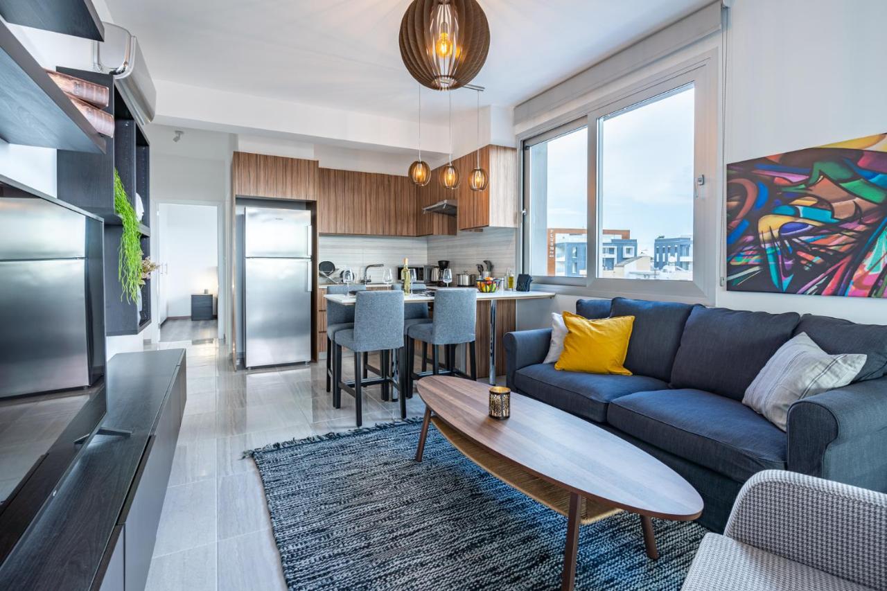 Sunflower 1-Bedroom Apartment in Larnaca - B&B Larnaka