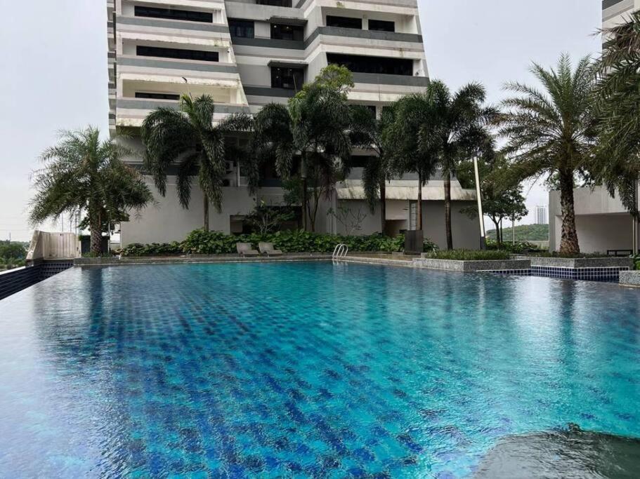 MeridinMedini FamilyTrip 5min to Legoland by VDO Homestay - B&B