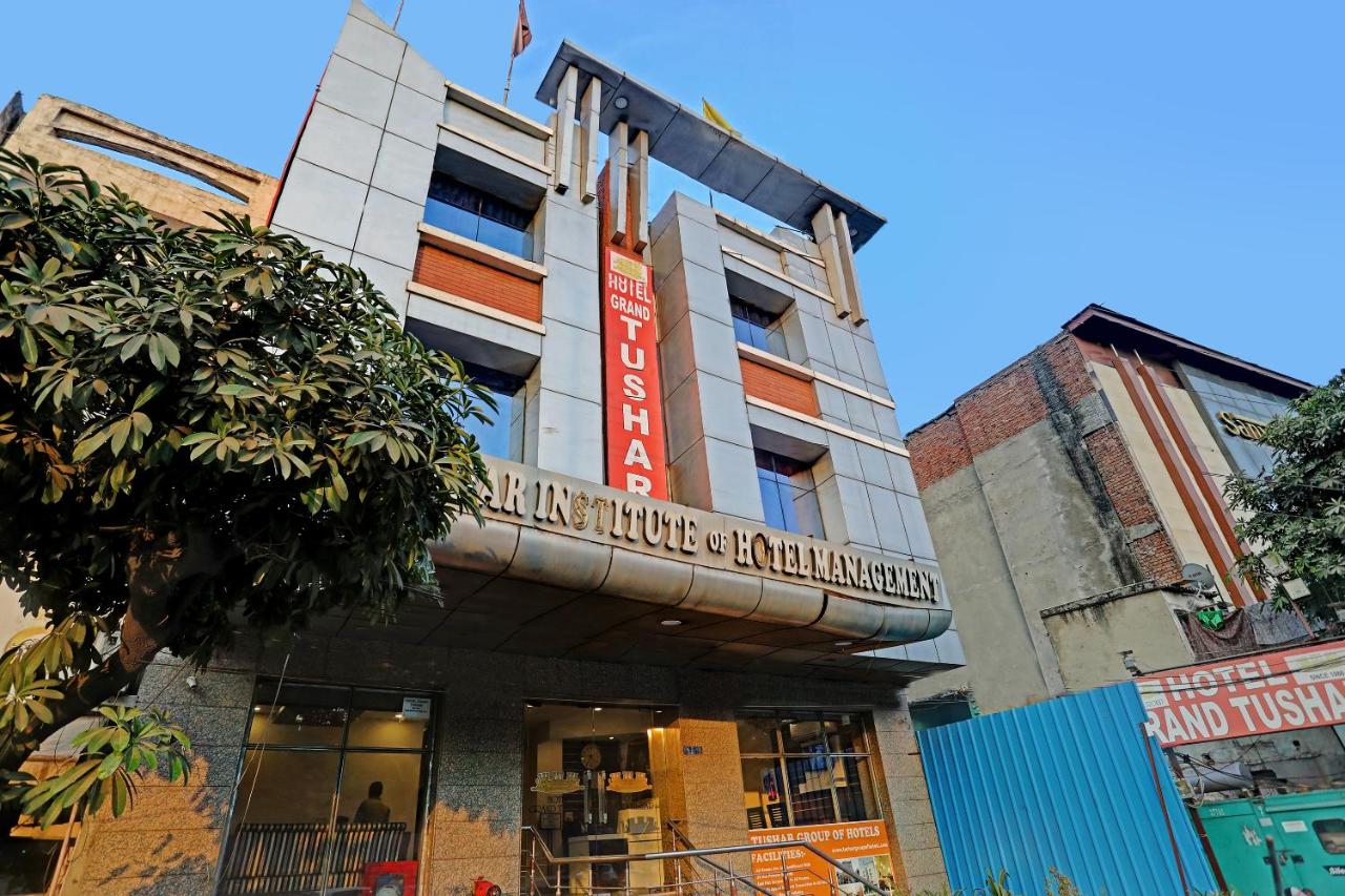 B&B Ghaziabad - Hotel Grand Tushar - Ghaziabad Railway Station - Bed and Breakfast Ghaziabad