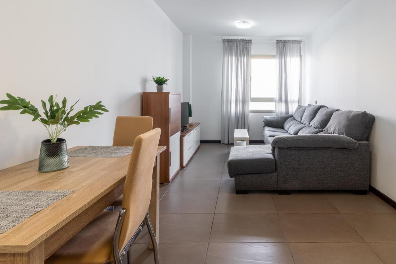 B&B Las Palmas de Gran Canaria - Flatguest Modern Beach - WiFi - TV - Bed and Breakfast Las Palmas de Gran Canaria