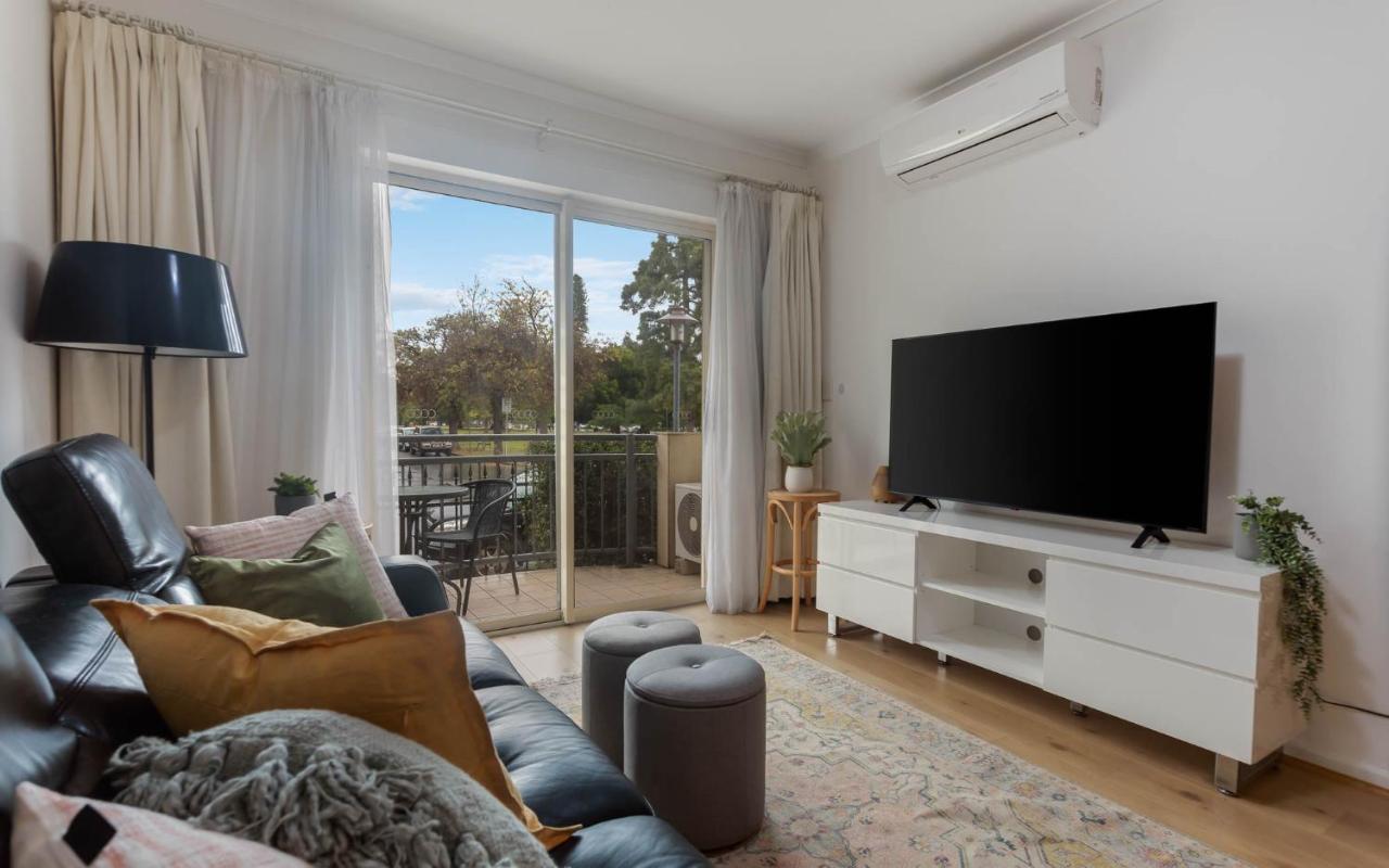 Carrington Views,3 Bedrooms, CBD, Parking - B&B