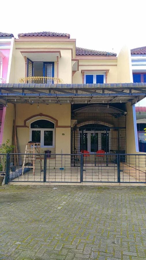 Villa MountView No 88 Berastagi View - B&B Berastagi