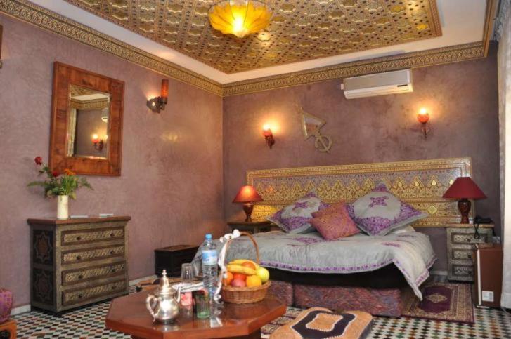 Aubergine Junior Suite