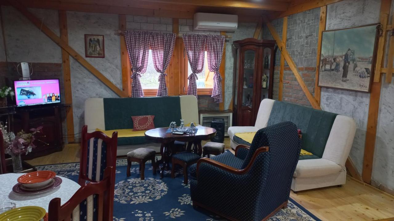 Vikendica Jelena - Ferienwohnung Mionica