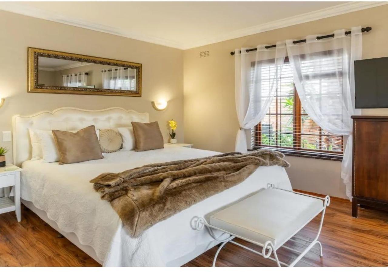B&B Cape Town - Meerendal Cottage-Affordable Luxury,Private Pool - Bed and Breakfast Cape Town