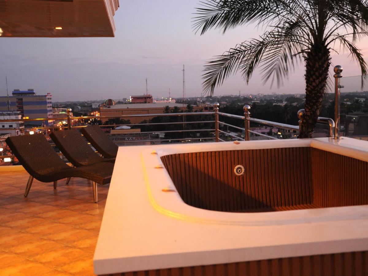 Fields Plaza Hotel by ABC - B&B