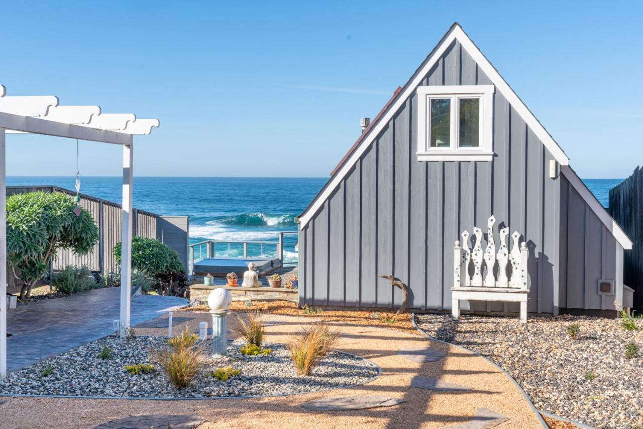 Spectacular Oceanfront Studio with Hot Tub & Loft - B&B Fort Bragg