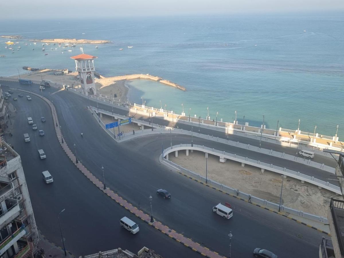 B&B Alexandria - Sea view flat for FAMILY ONLY in Miami - Bed and Breakfast Alexandria