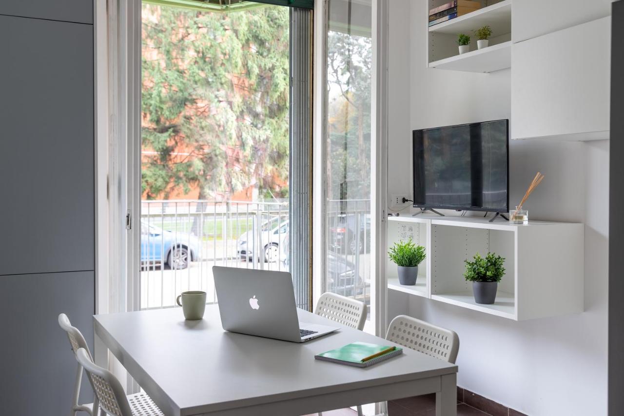 DUOMO-LINATE-FABRIQUE, Casa Accogliente con Parcheggi Gratis - Chambres d’hôtes Milan