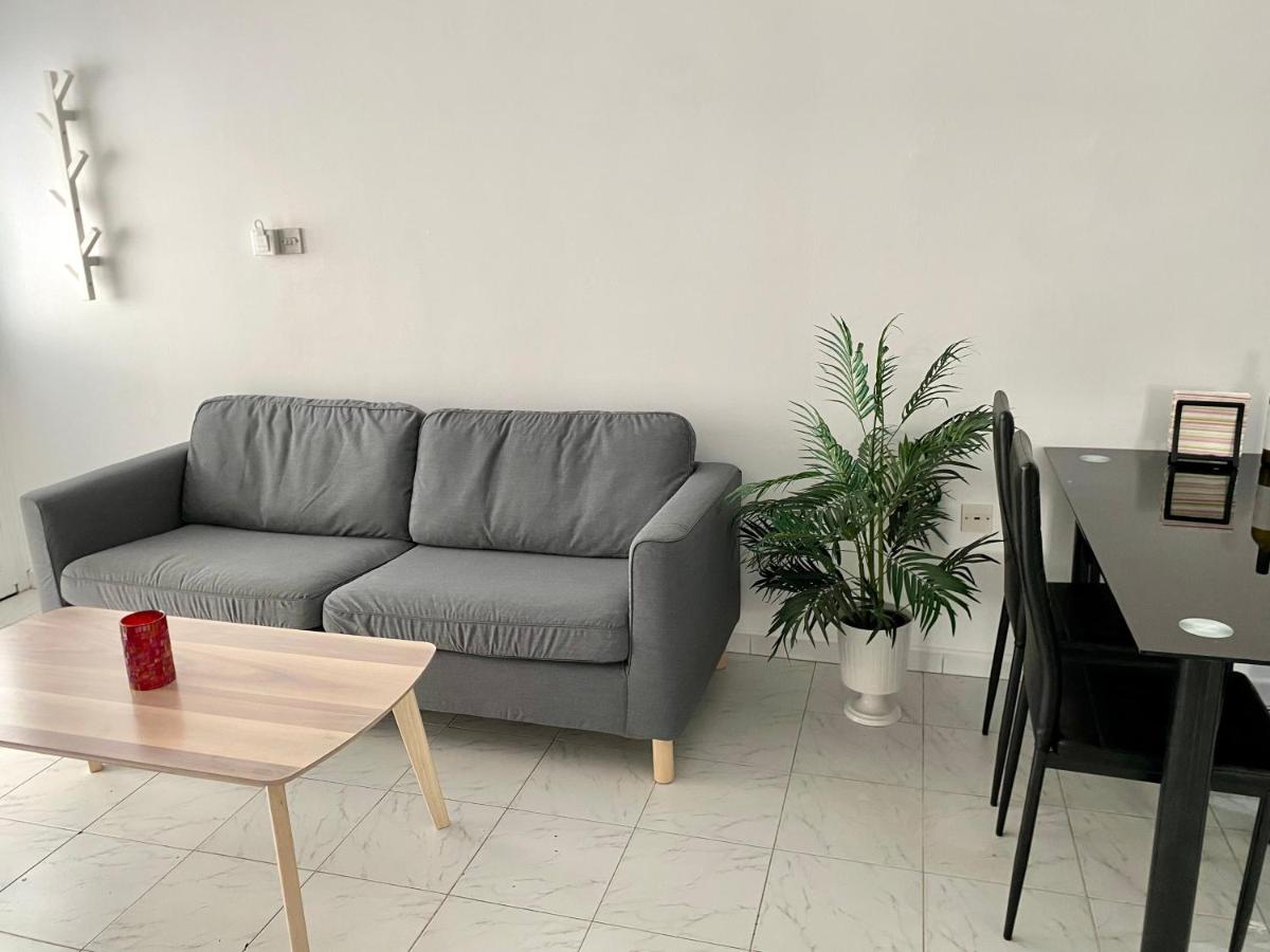 B&B Larnaca - Kontheo Elli Ground Apt 2 near the beach - Bed and Breakfast Larnaca