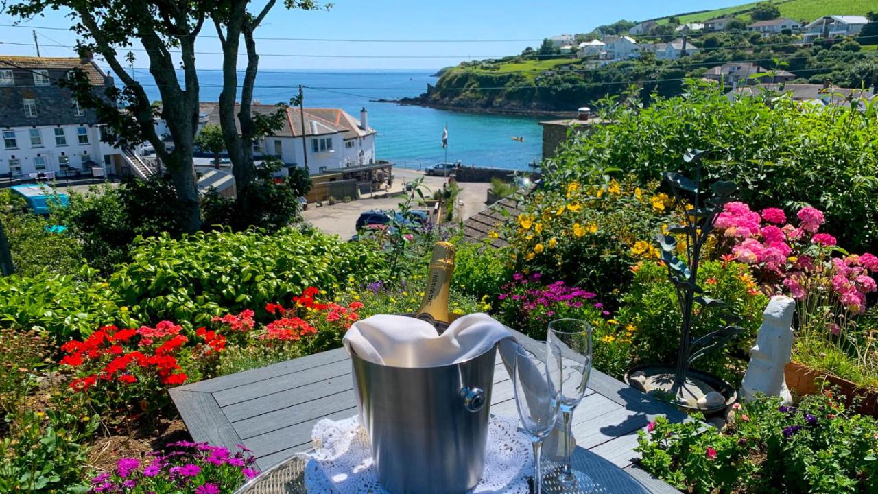 B&B Mevagissey - Portmellon Cove Guest House - Bed and Breakfast Mevagissey